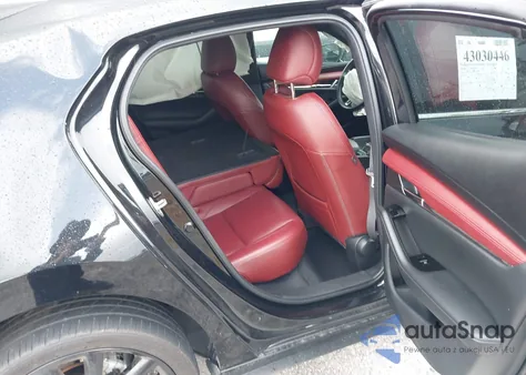 2021 Mazda Mazda3 Premium из США, поврежденный, VIN JM1BPAML4M1306570